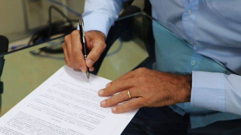 Empresas e governo assinam acordos para investimentos de R$ 230 milhões em Camaçari, Luís Eduardo Magalhães, Salvador, Teixeira de Freitas e Vitória da Conquista