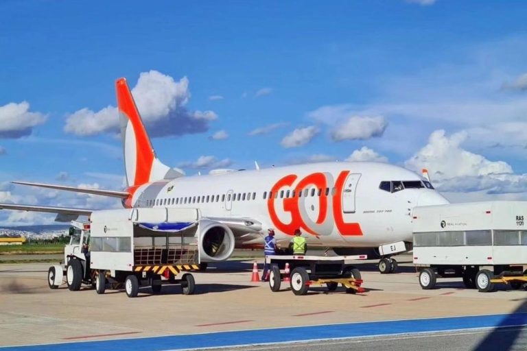 Boeing 737-800 Gol Savaldor e Vitória da Conquista