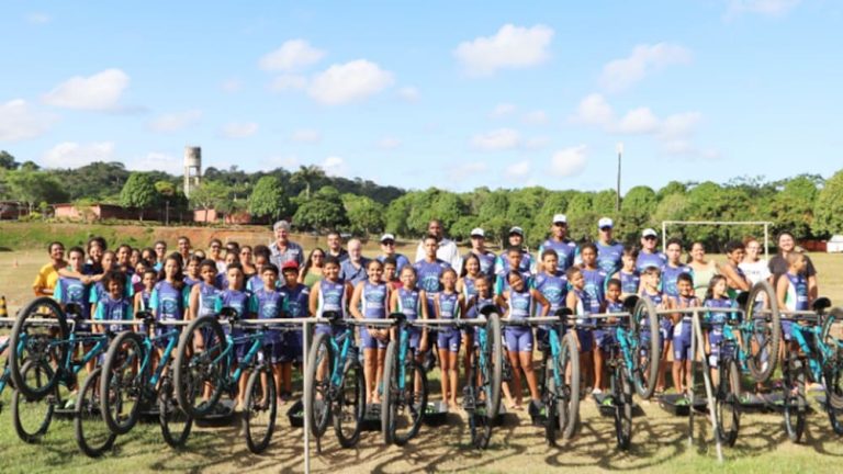 Escolinha de Triathlon da Uesc oferece 50 vagas para crianças e adolescentes