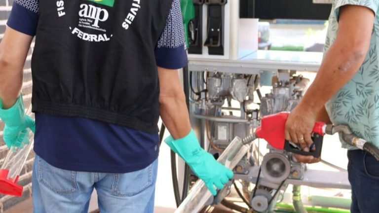 Operação Posto Legal identifica suspeita de venda de combustível irregular no interior da Bahia