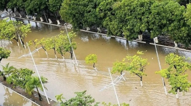 Cidade baiana decreta situação de emergência após quase 220 mm de chuva