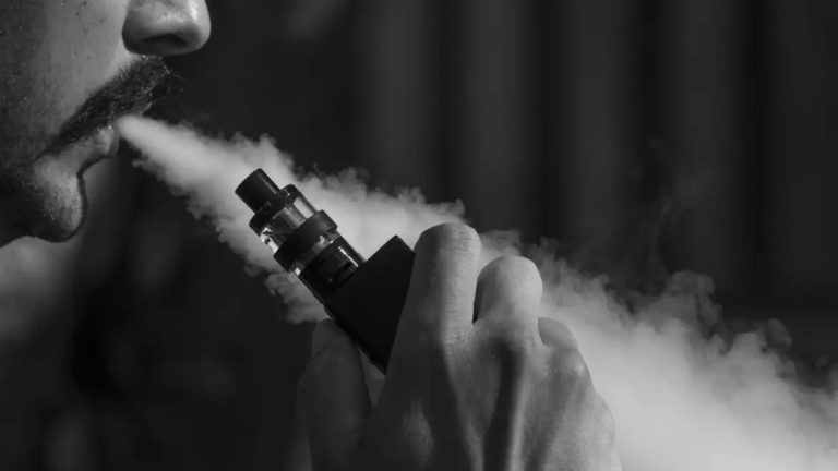 Anvisa discute nesta sexta-feira regulamentação de cigarro eletrônico