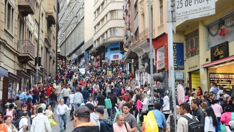 População parda supera a branca pela primeira vez no Brasil