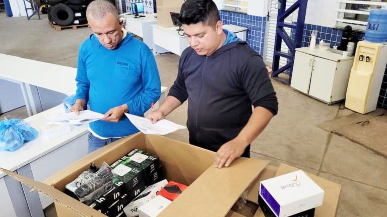 Projeto do IF Baiano transforma aparelhos de TV Box apreendidos pela Receita Federal em computadores para escolas públicas