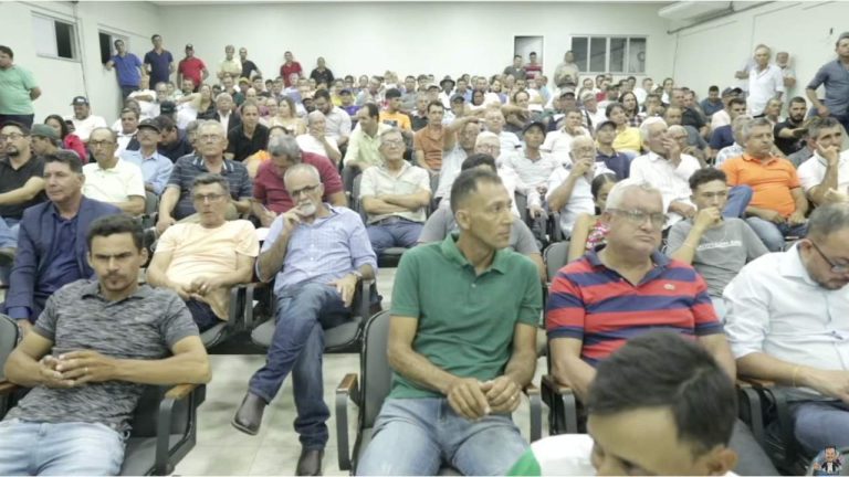 reuniao estiagem guanambi