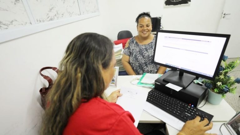 Matrículas para alunos novos da rede estadual começam nesta sexta-feira