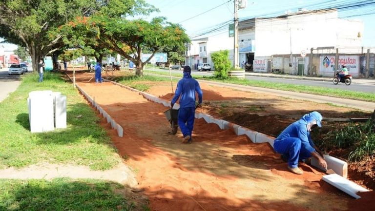 Prefeitura de Vitória da Conquista lançou licitação de quase R$ 65 milhões para obra de drenagem e pavimentação