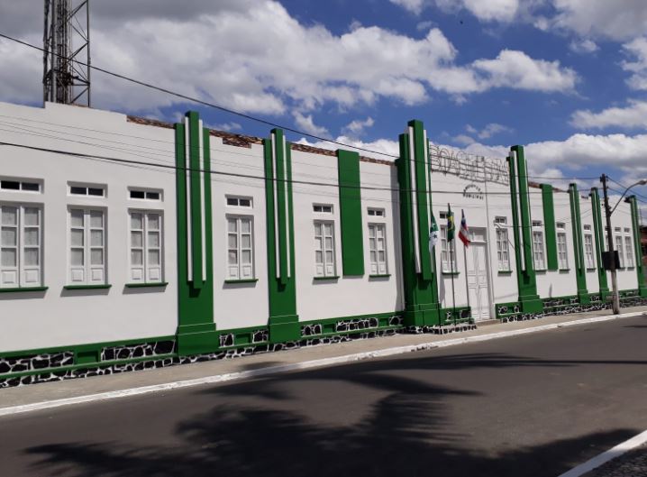 Prefeitura de Amargosa abriu dois concursos públicos para cargos de níveis médio e superior
