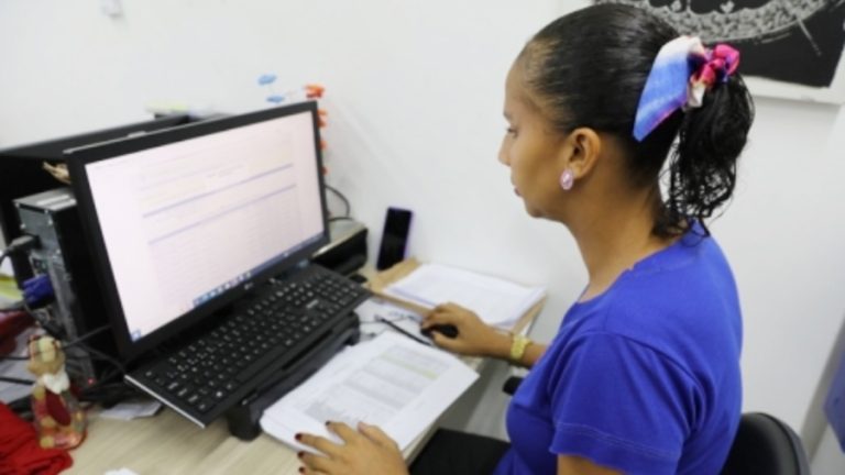Estudantes podem solicitar vagas em escolas estaduais de forma on-line