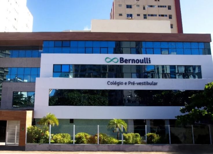 Bernoulli oferta vagas de emprego em Belo Horizonte, Contagem e Salvador