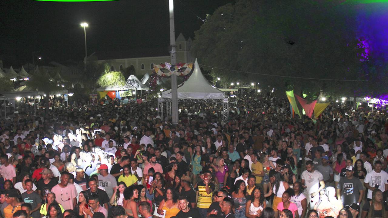 Programação do Carnaval de Paramirim 2024