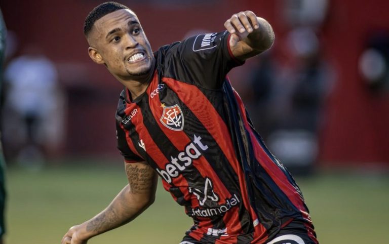 alerrandro vitória