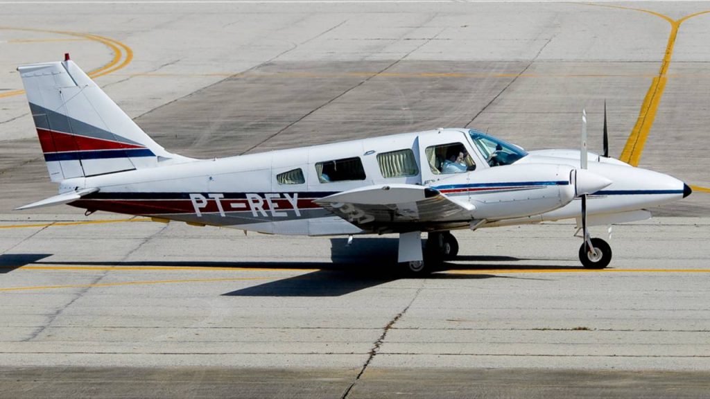 De acordo com o site JetPhotos, a aeronave pertence a uma empresa de táxi aéreo sediada em Fortaleza, no Ceara - Foto: Jozil de Lima
