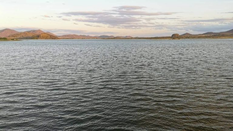 Corpo de idoso que estava em barco naufragado na barragem do Poço do Magro foi encontrado em Guanambi