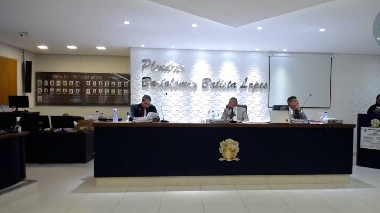 Concurso camara de Riachão das Neves
