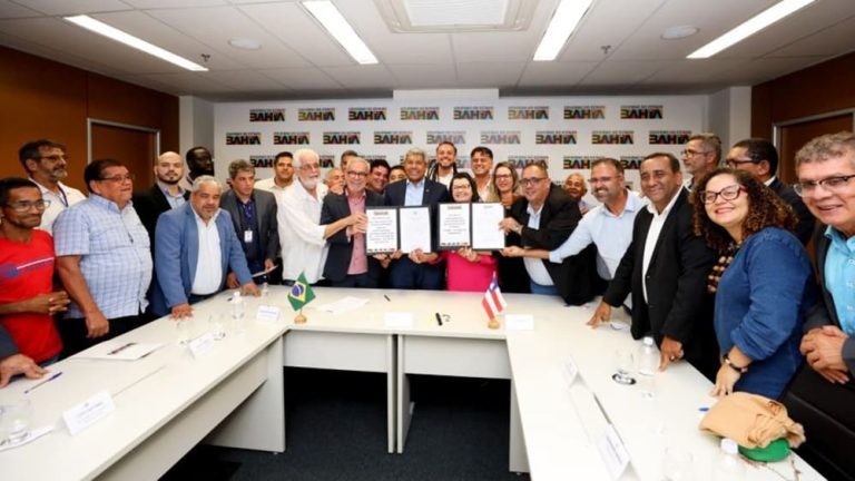 Governo anuncia pavimentação e melhorias nas BAs 262 e 263 em Vitória da Conquista