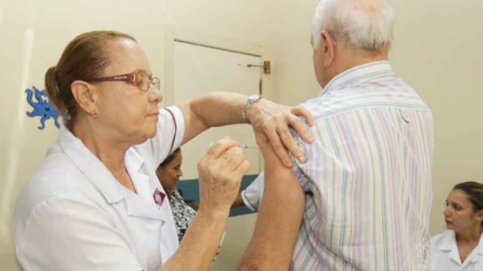 Todos os municípios da Bahia receberão as primeiras doses da vacina contra influenza; saiba quem pode ser vacinado