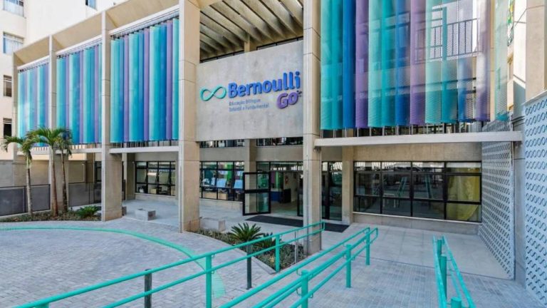 Bernoulli abriu várias vagas de emprego em Belo Horizonte, Contagem e Salvador