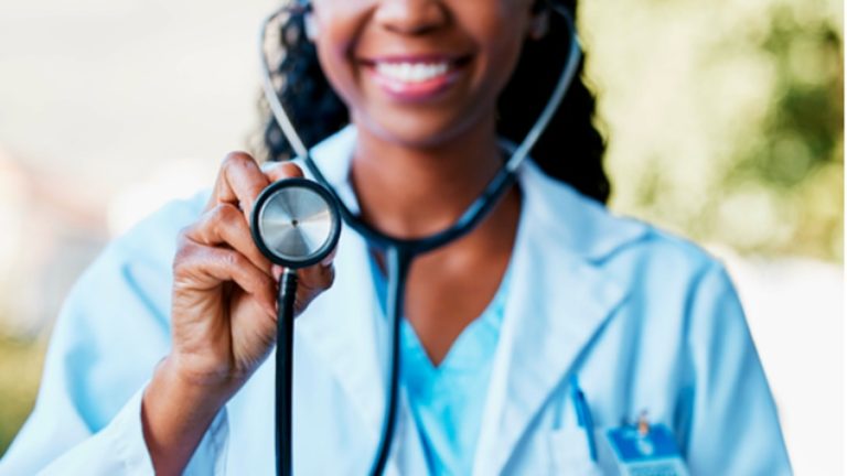 Ufob seleciona supervisores no Programa Mais Médicos