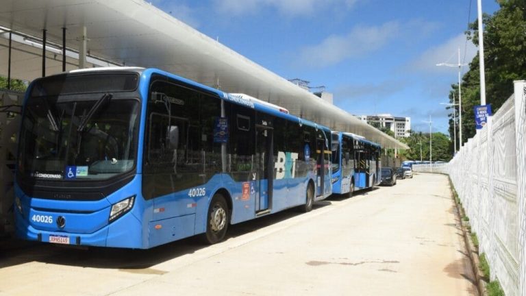 Transporte público recebe mais 32 ônibus novos em Salvador