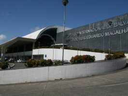 Imagem da fachada do Aeroporto de Salvador, um dos pontos de emprego da Vinci