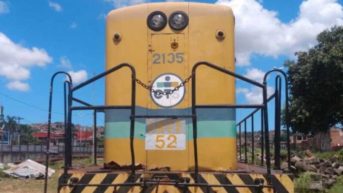 Leilão locomotiva trens suburbio salvador