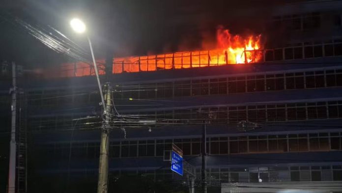 Incendio predio landulfo alves uneb salvador