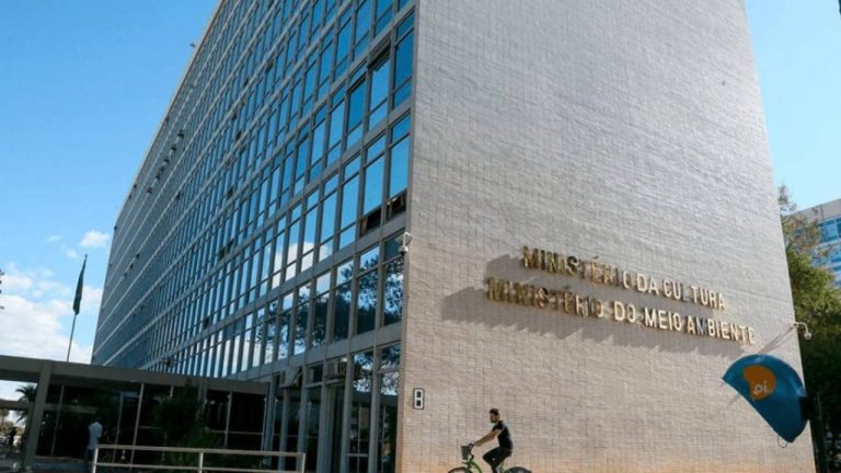 Processo Seletivo do Ministério da Cultura oferta 99 vagas e salários de até R$ 6,1 mil
