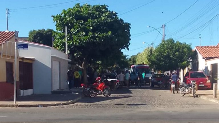 mae e filha facas guanambi