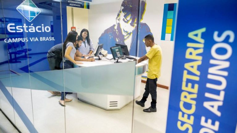 Estácio oferta vagas de emprego em Feira de Santana, Salvador e outras cidades