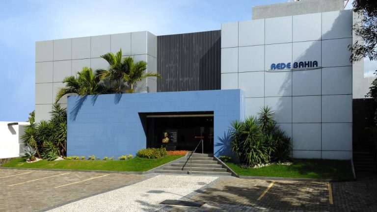 Rede Bahia oferta vagas de emprego e estágio em Barreiras, Feira de Santana, Juazeiro e Salvador
