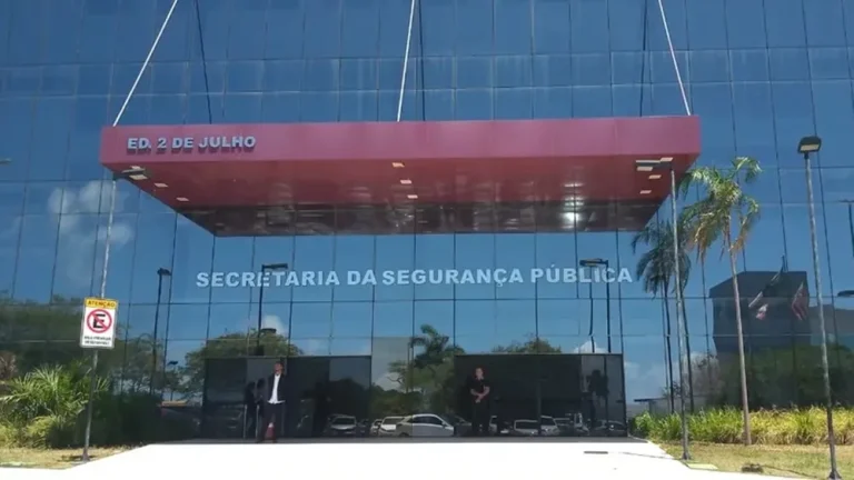 Criminosos procurados em Salvador e Vitória da Conquista foram incluídos no Baralho do Crime da Bahia