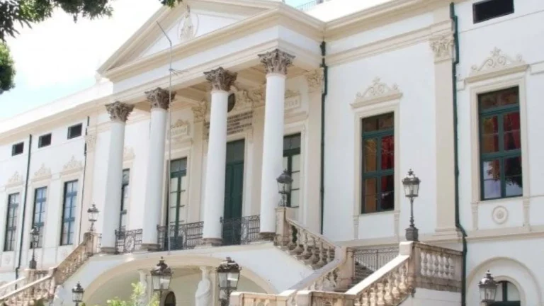 Santa Casa da Bahia abre vagas de emprego em Salvador e outras cidades na Bahia