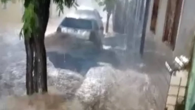Enxurrada em Riacho de Santana