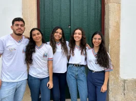 Estudantes baianos desenvolvem repelente natural para combater o mosquito transmissor da dengue, Zika e Chikungunya