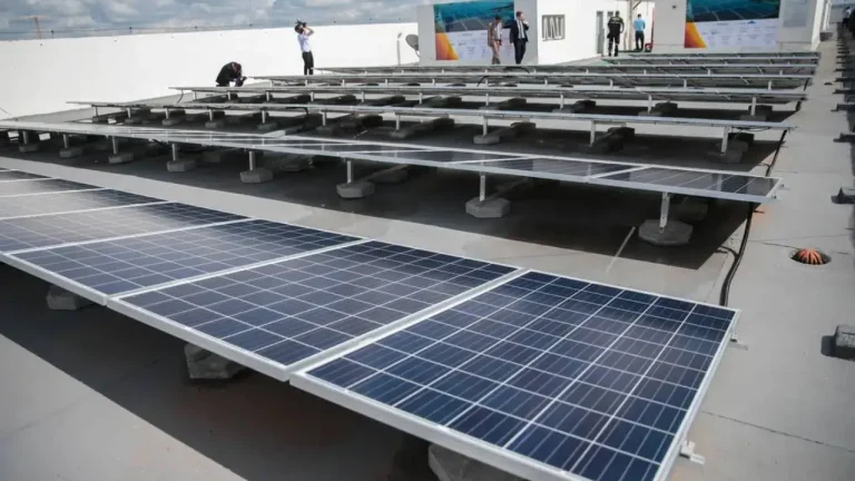 Grupo da Noruega anuncia investimento de R$ 350 milhões em parque solar no Norte de Minas Gerais