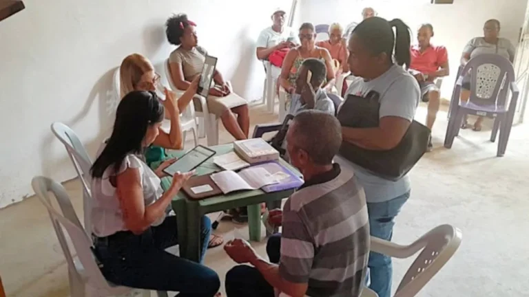 Incra iniciou cadastro de famílias acampadas em 14 municípios da Bahia
