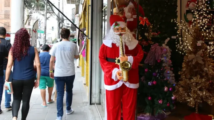 Prazo para pagar segunda parcela do 13º vai até sexta-feira