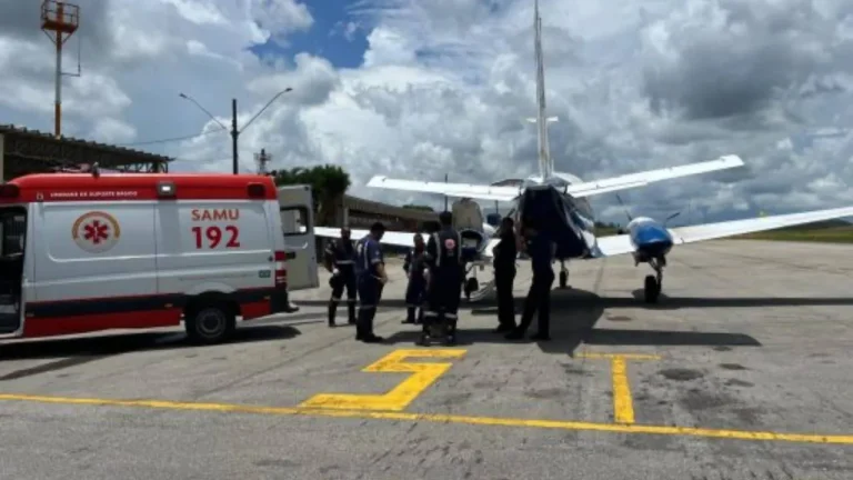 Criança sobrevivente do acidente com ônibus em MG foi transferida por via aérea para Vitória da Conquista
