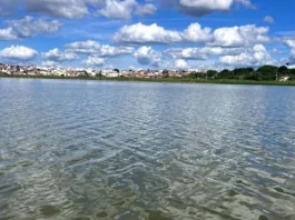 Luzes de Natal na Lagoa das Bateias serão acesas nesta sexta-feira em Vitória da Conquista