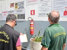 Procon fiscaliza postos de combustíveis em Vitória da Conquista