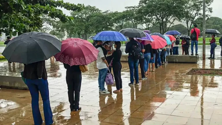 Último fim de semana de 2024 deve ter chuvas em quase todo o país e tempo seco no interior do Nordeste