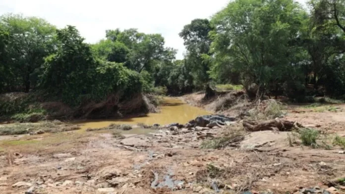 Chuvas danificaram 32 trechos de rodovias na Bahia; 17 municípios declararam emergência