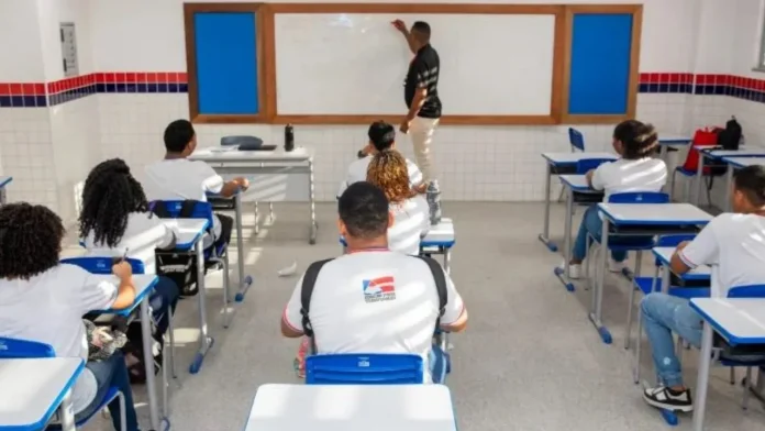 Governo do Estado nomeou mais 1.405 aprovados no último concurso da Educação