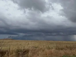 Inmet emite alerta de chuvas intensas para 20 estados nesta quarta-feira