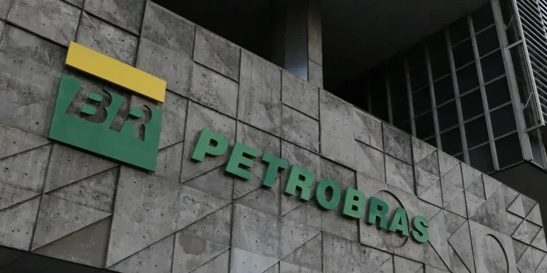 petrobras_concursados