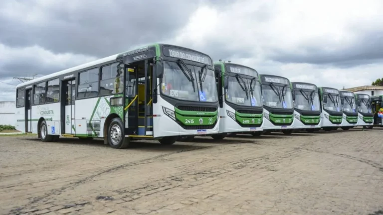 Horários de linhas de ônibus foram atualizados com o retorno das aulas em Vitória da Conquista