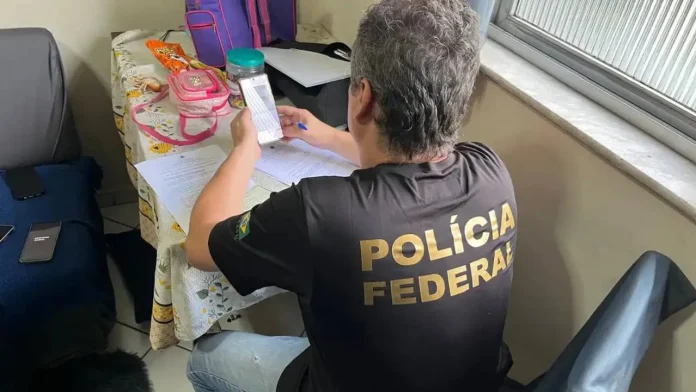 Polícia Federal apura esquema de fraude milionária no INSS