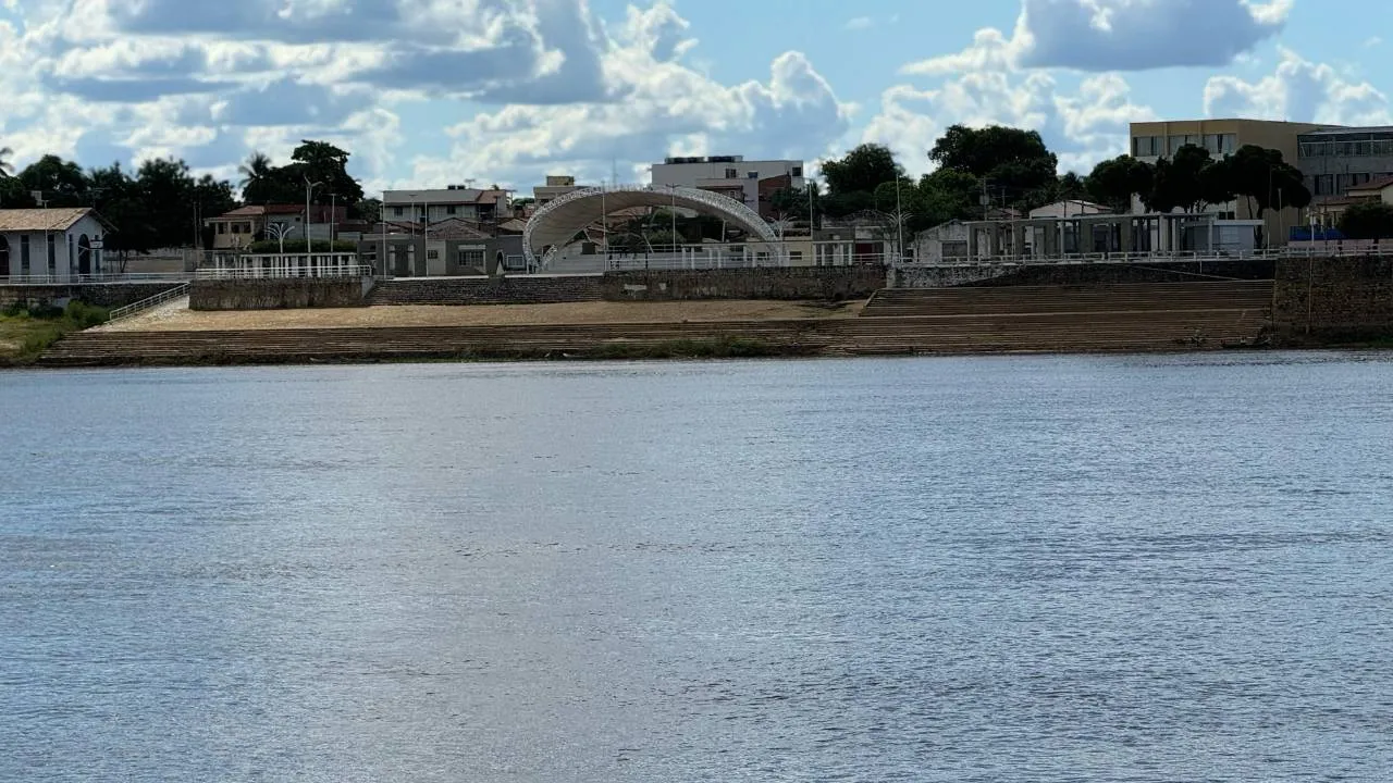 Cais de Carinhanha