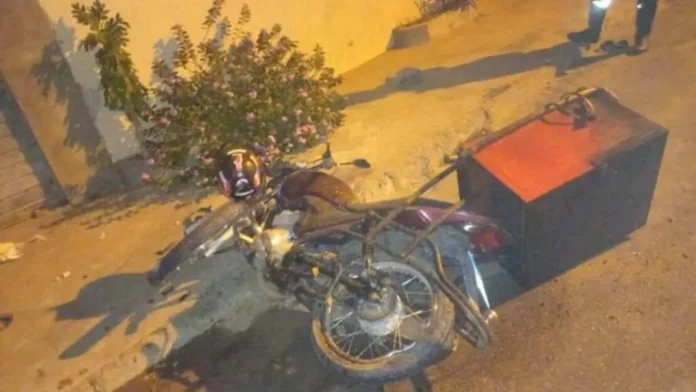 Entregador fica gravemente ferido em colisão de motos em Guanambi